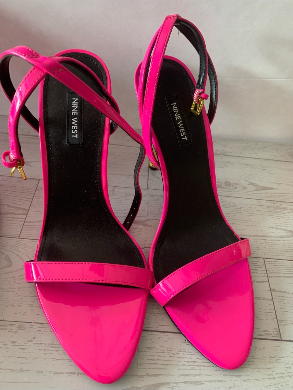 2 Nine West shoes Hot Pink Pointy toe Pumps Reina ankle strap Sandals size 9 - Picture 5 of 11